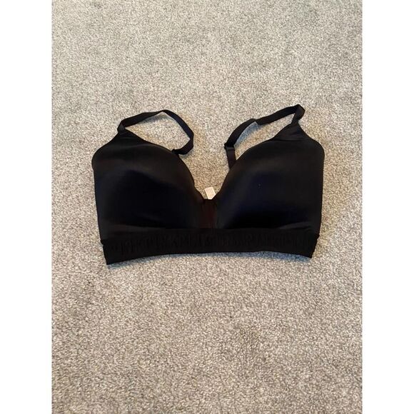 PINK VS 36DD black bra good condition - Picture 1 of 4